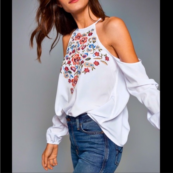 Abercrombie & Fitch Tops - Abercrombie & Fitch Womens Embroidered Blouse  Floral Cold Shoulder Medium NWOT
